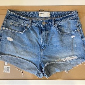 Garage Festival Shorts Medium Wash